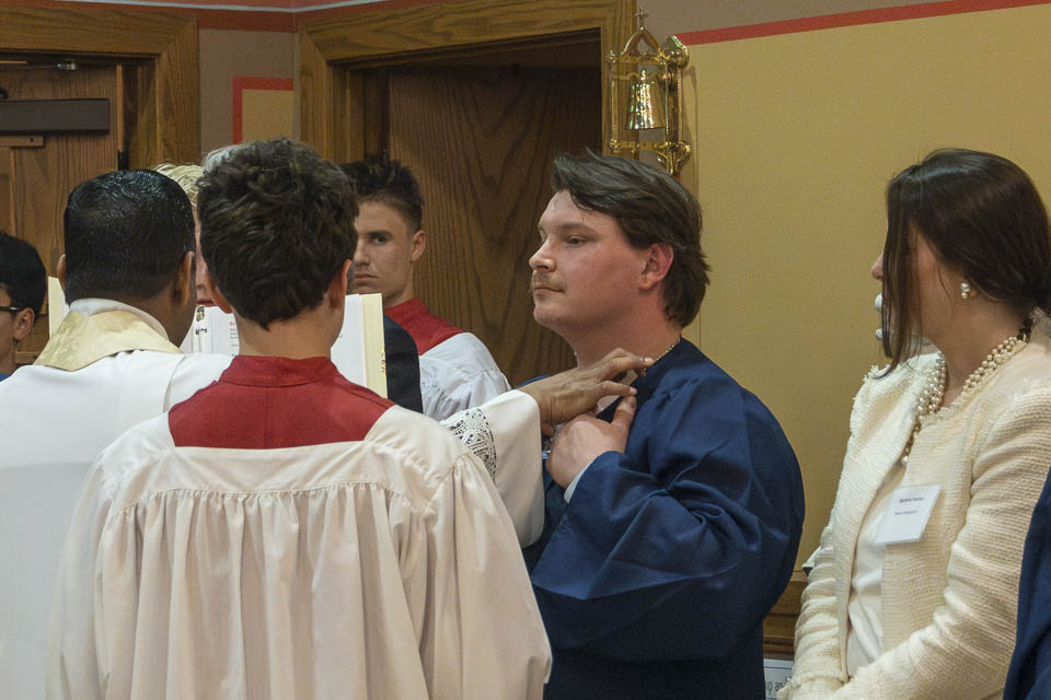 2026-StMary-EasterVigil (55 of 215).jpg